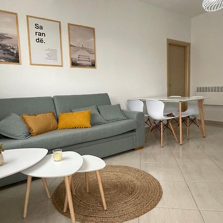 Susy Sea View Apartment Sarande Bagian luar foto